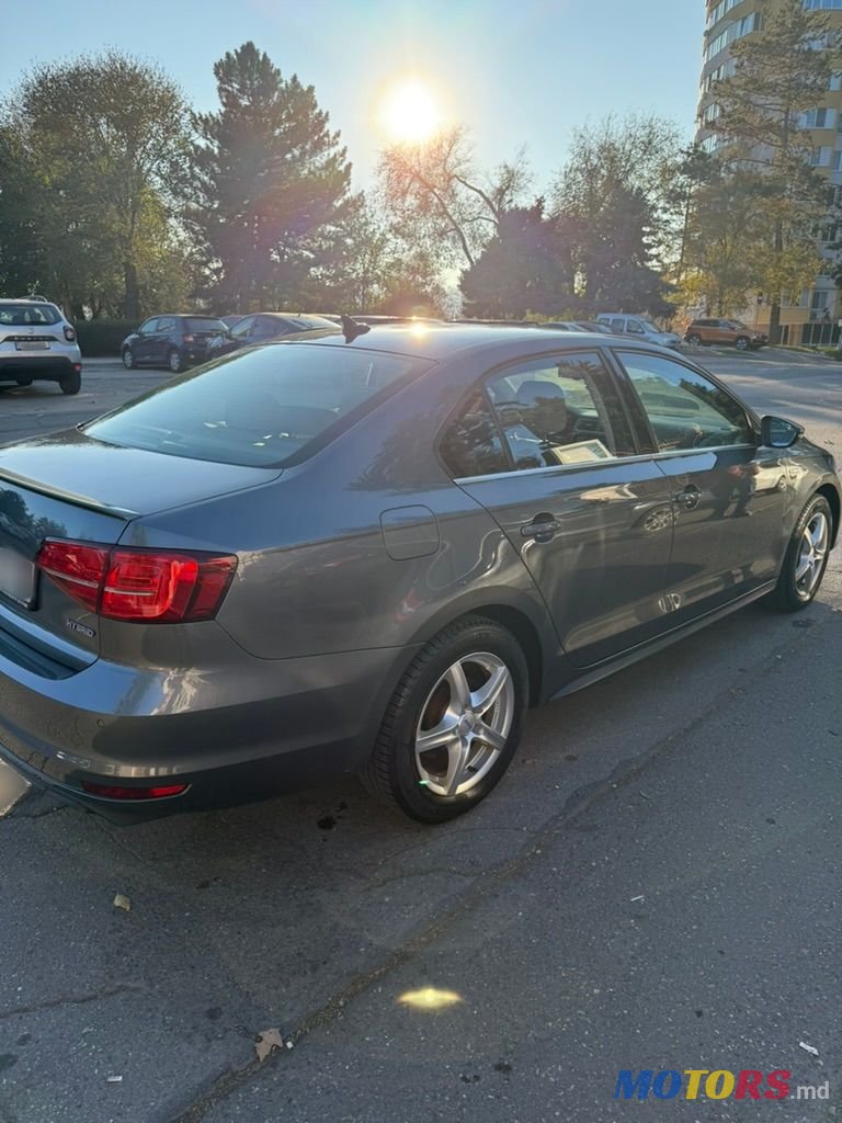 2016' Volkswagen Jetta photo #5