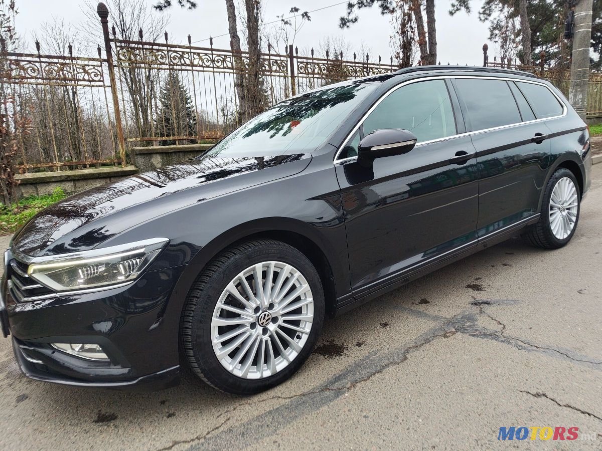2020' Volkswagen Passat photo #1