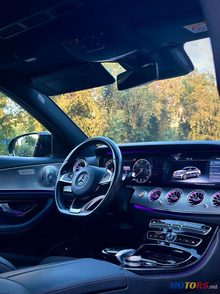 2017' Mercedes-Benz E-Class photo #5