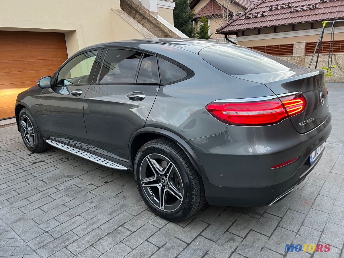 2017' Mercedes-Benz Glc Coupe photo #3