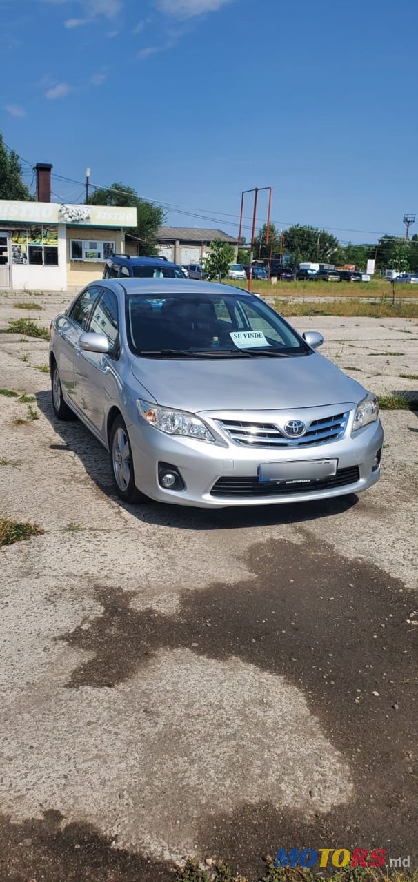 2011' Toyota Corolla photo #1