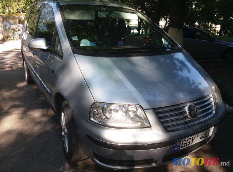 2007' Volkswagen Sharan photo #1