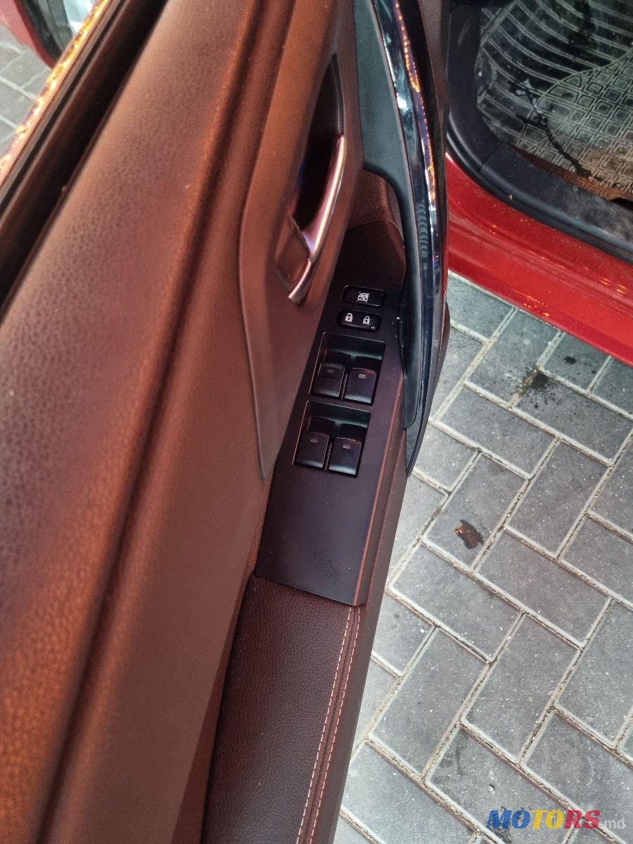 2016' Toyota Auris photo #3