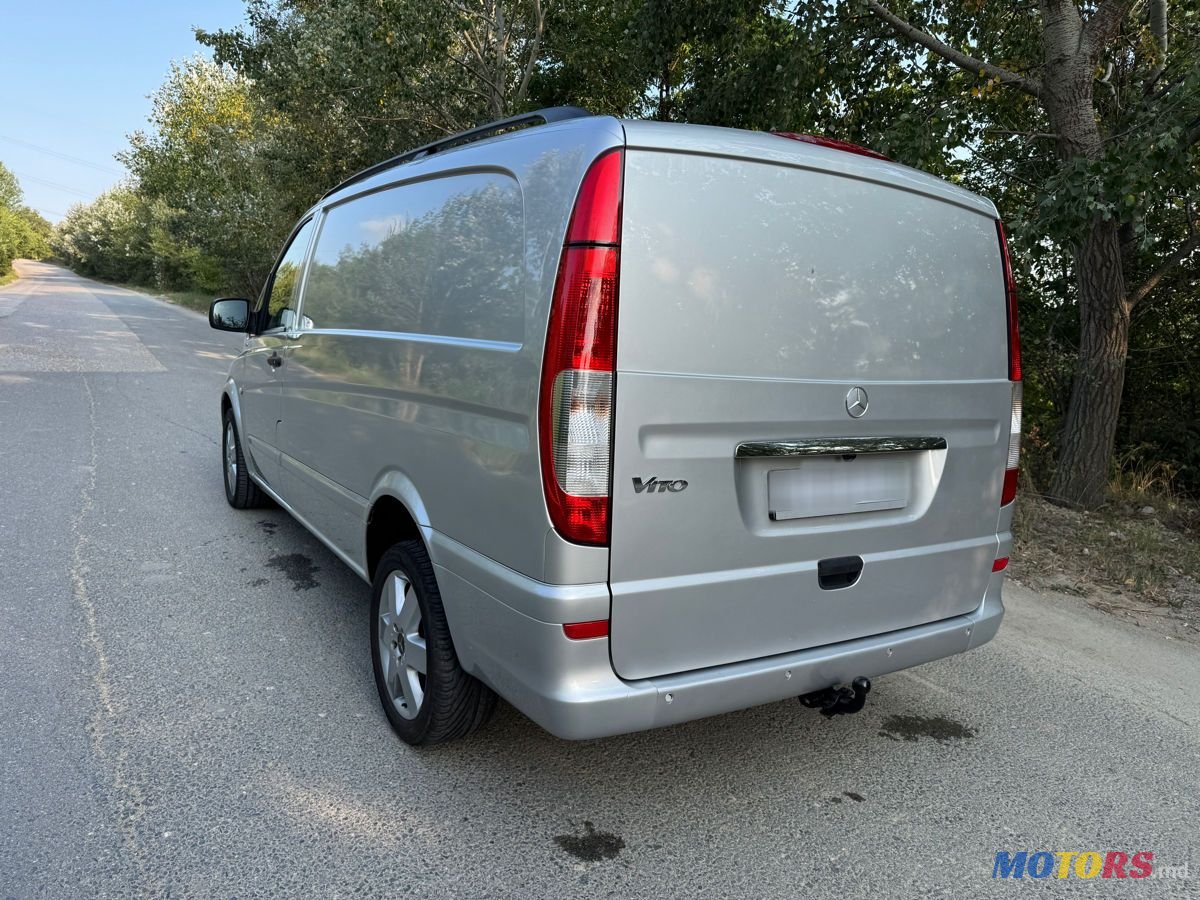 2012' Mercedes-Benz Vito photo #5