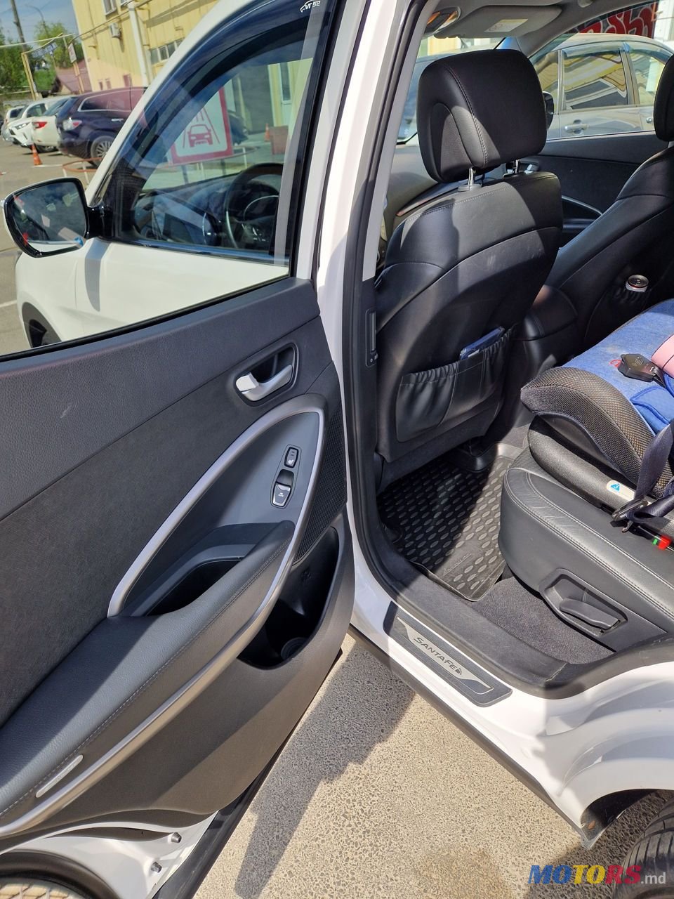 2014' Hyundai Santa Fe photo #2