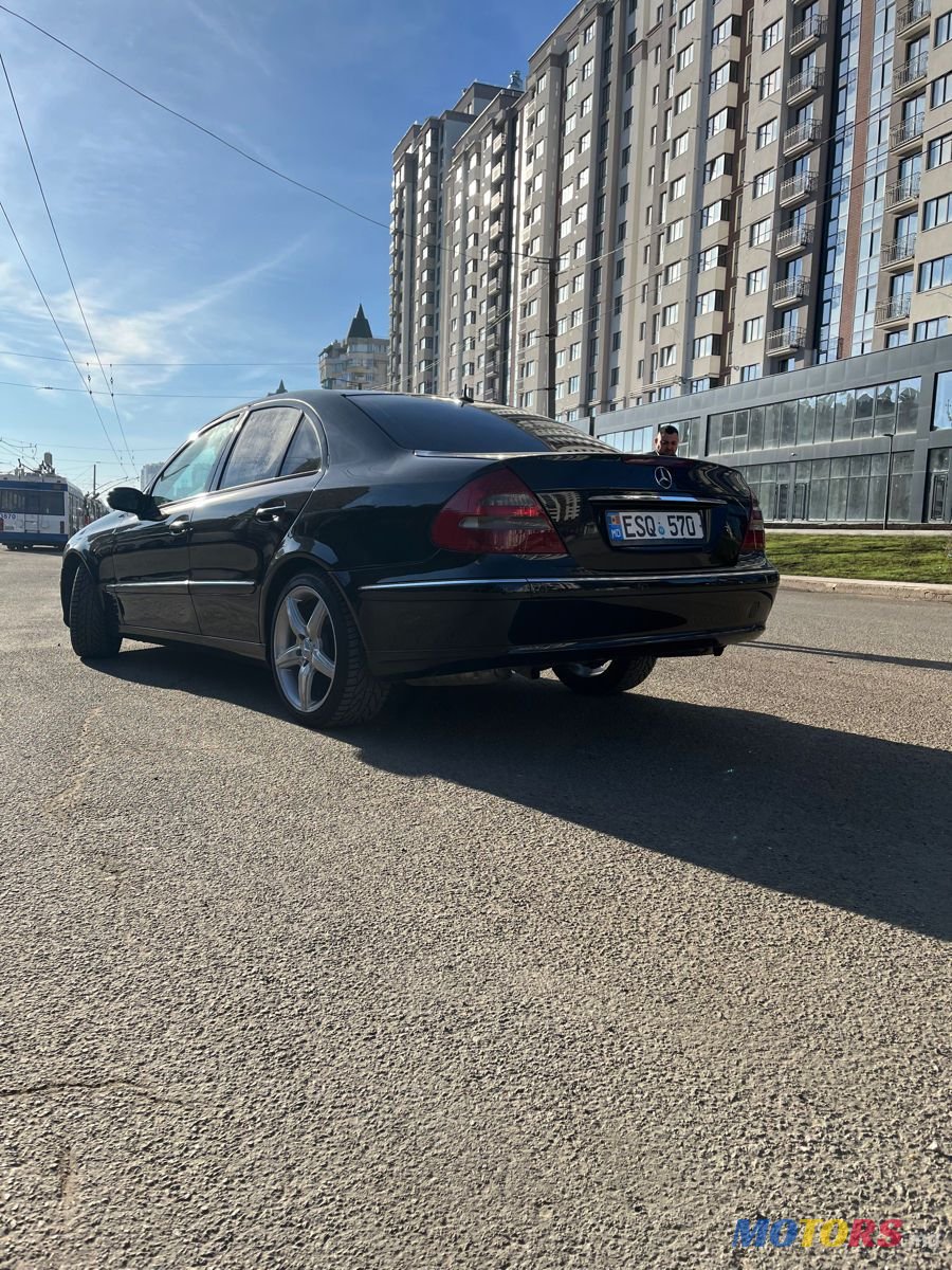 2002' Mercedes-Benz E Класс photo #4
