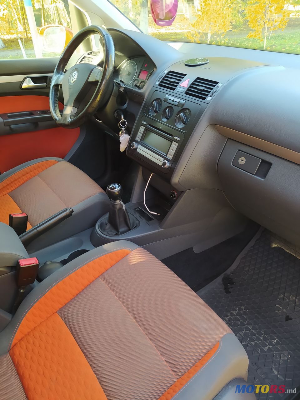 2007' Volkswagen Touran photo #5