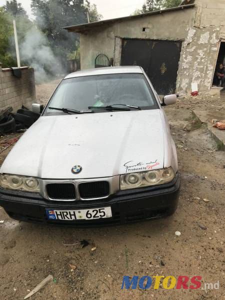 1994' BMW 3 photo #1