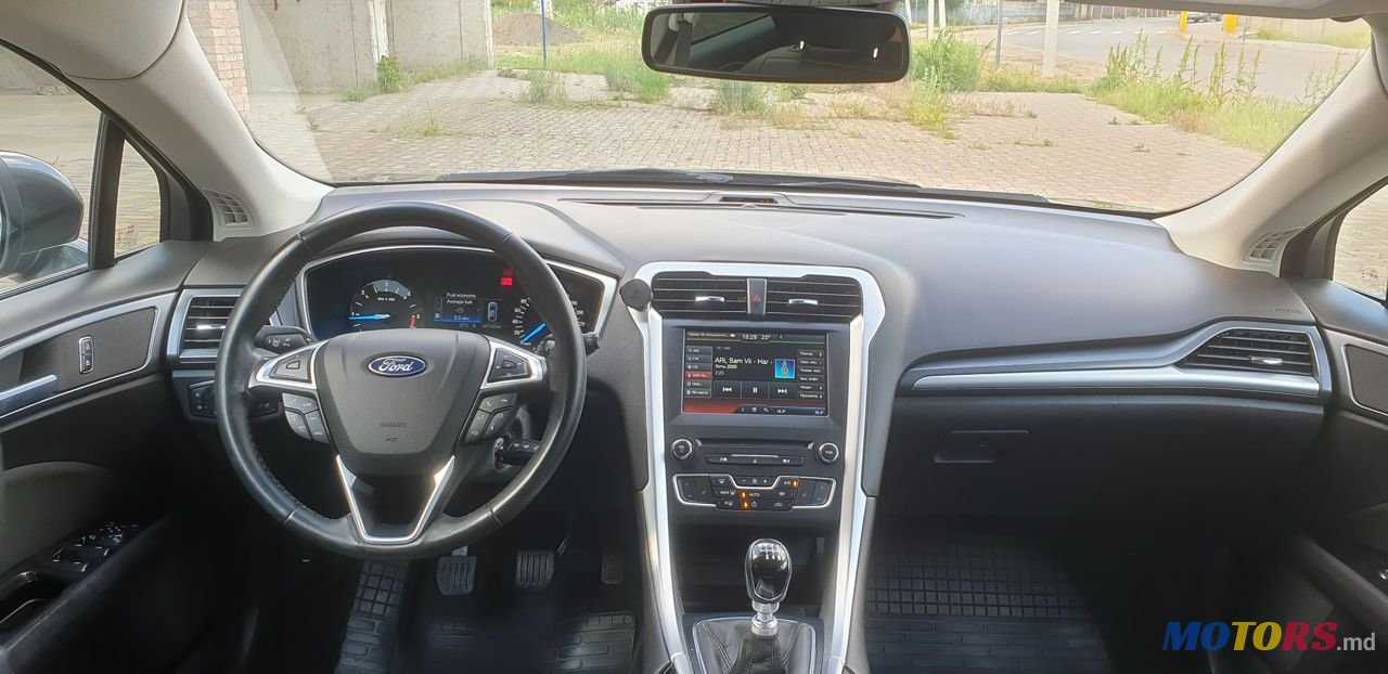 2016' Ford Mondeo photo #2