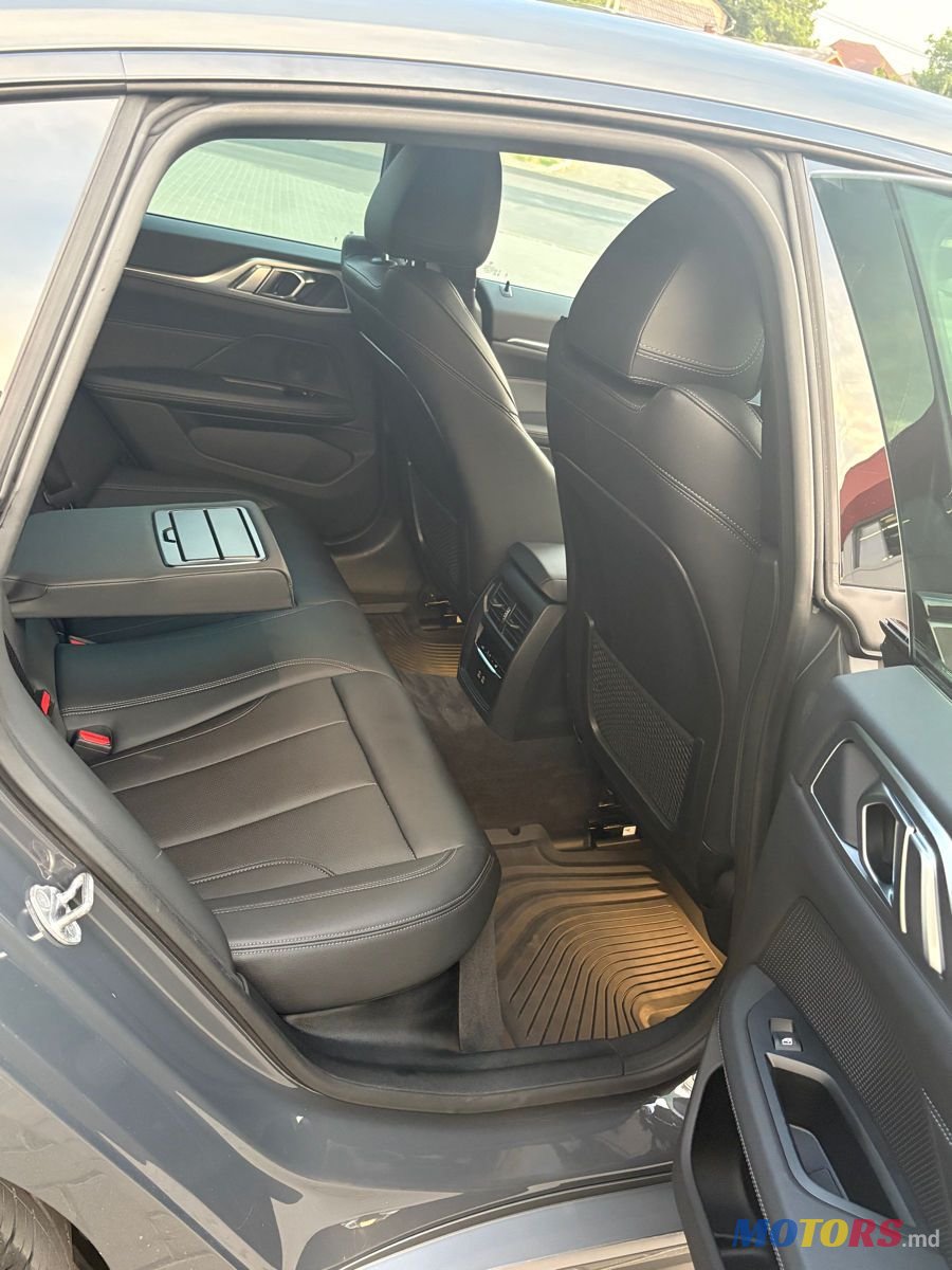 2023' BMW i4 photo #5