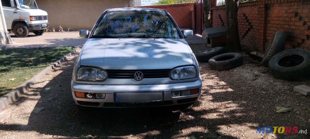 1998' Volkswagen Golf photo #1