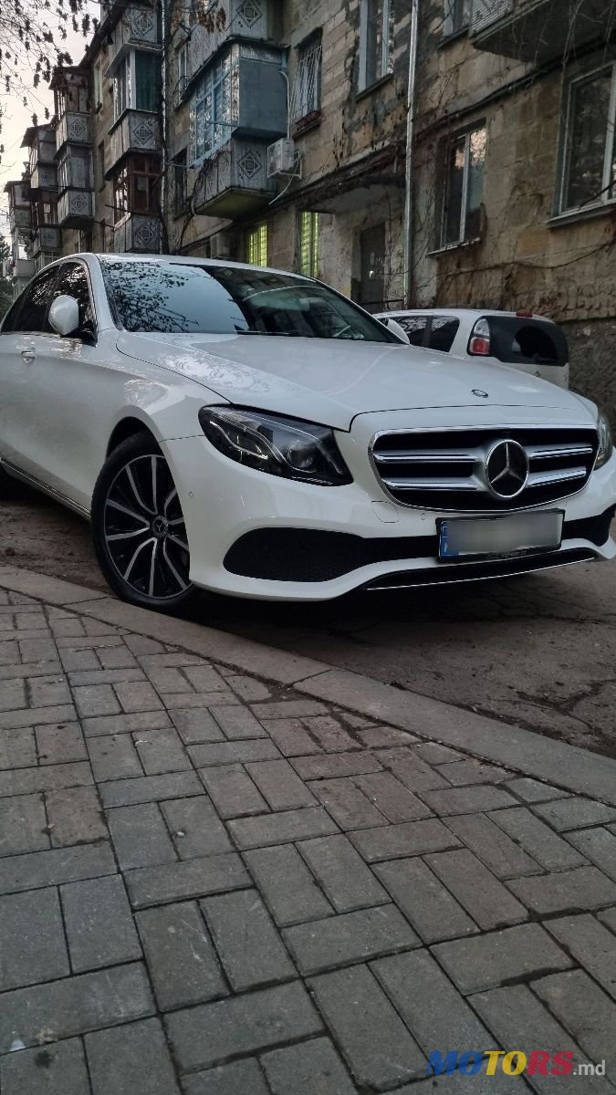 2017' Mercedes-Benz E Класс photo #4