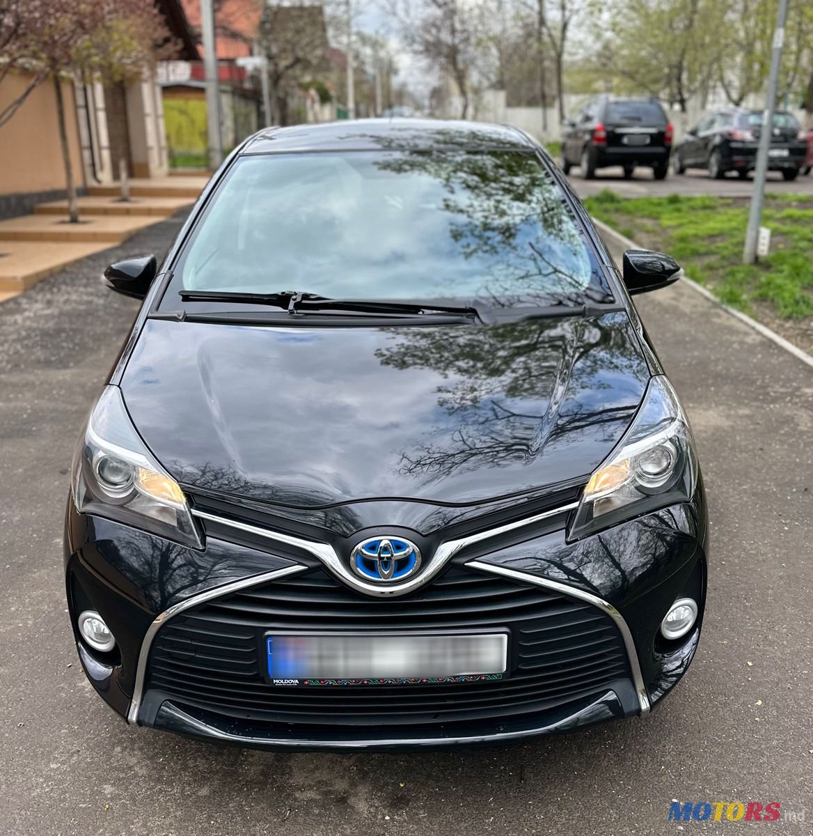 2015' Toyota Yaris photo #2