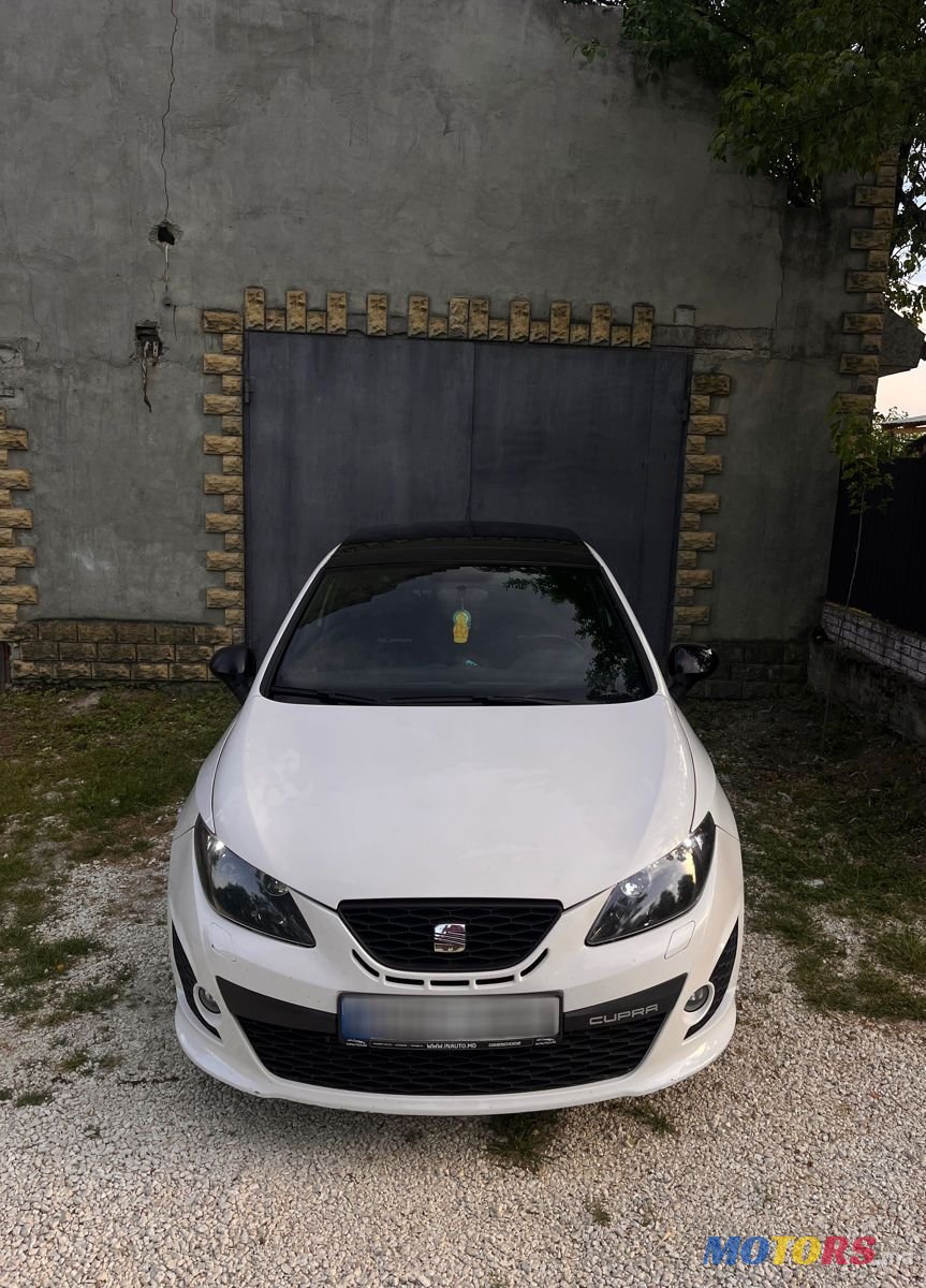 2010' SEAT Ibiza photo #1