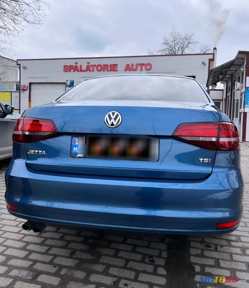 2016' Volkswagen Jetta photo #4