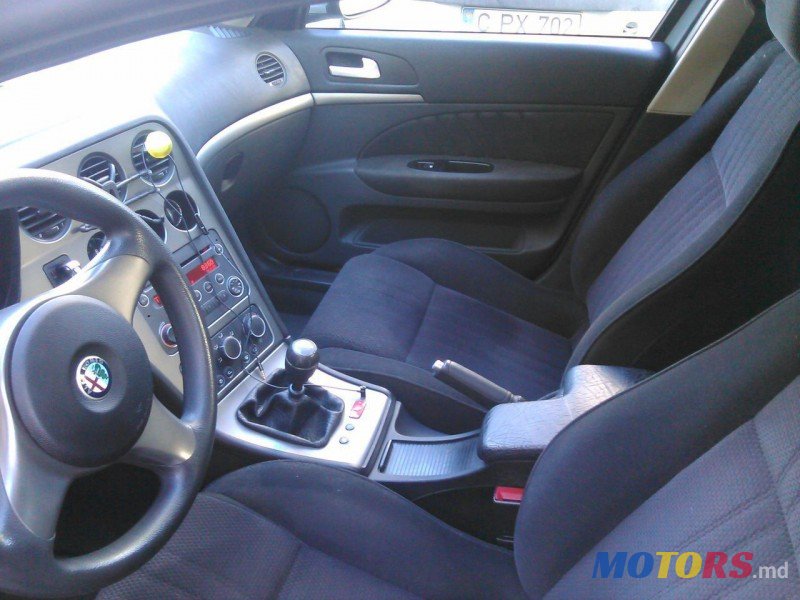 2009' Alfa Romeo 159 photo #3