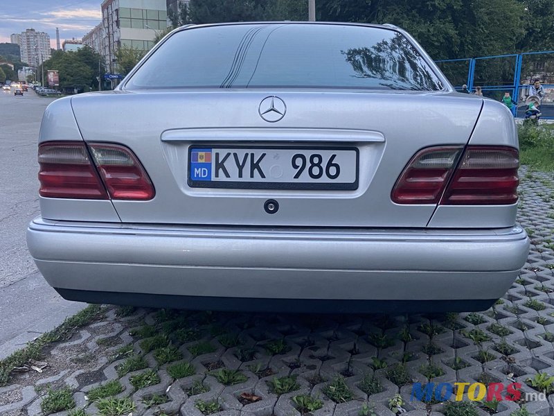 1998' Mercedes-Benz E Класс photo #3