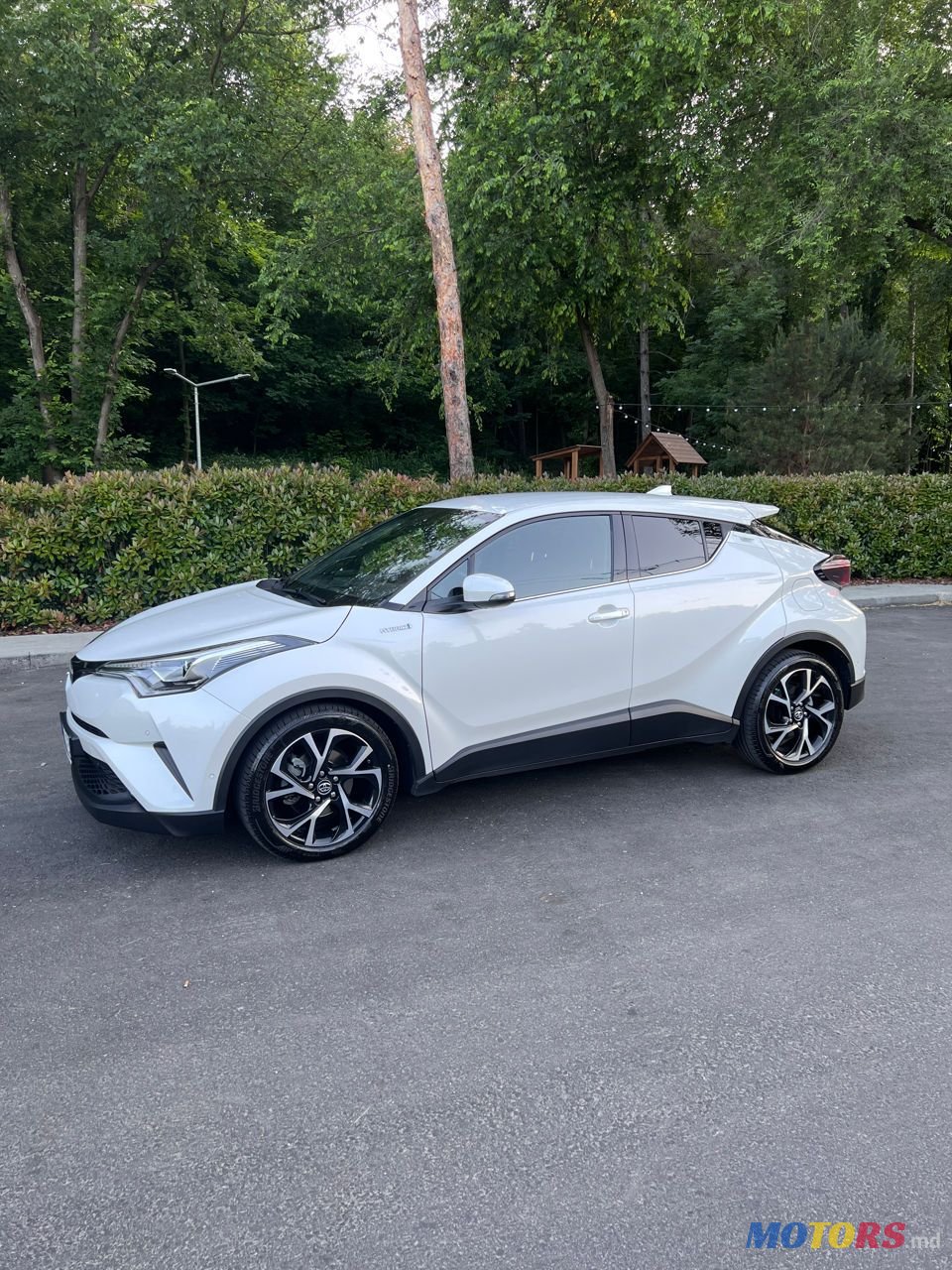 2018' Toyota C-HR photo #5