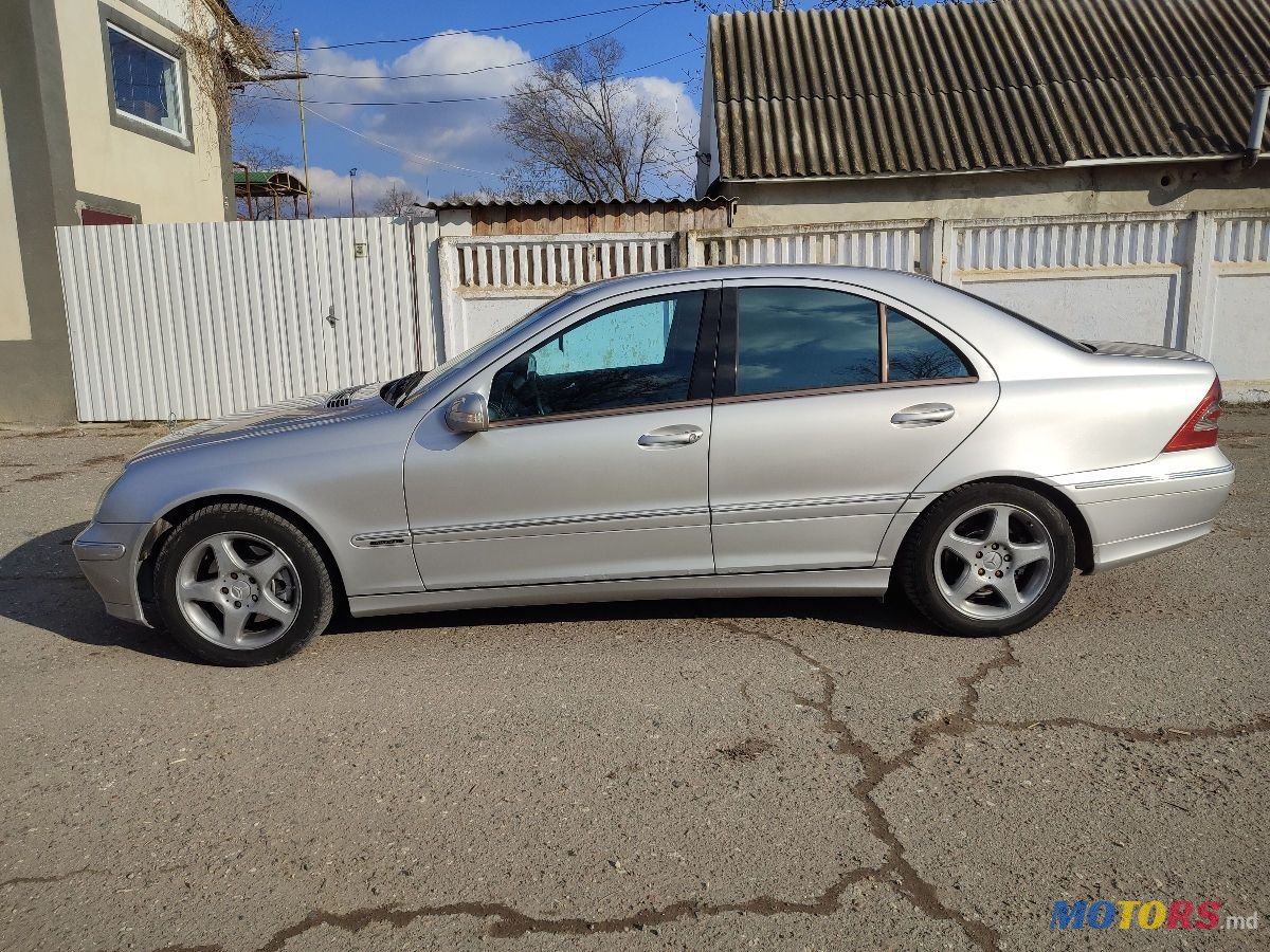2001' Mercedes-Benz C-Class photo #5