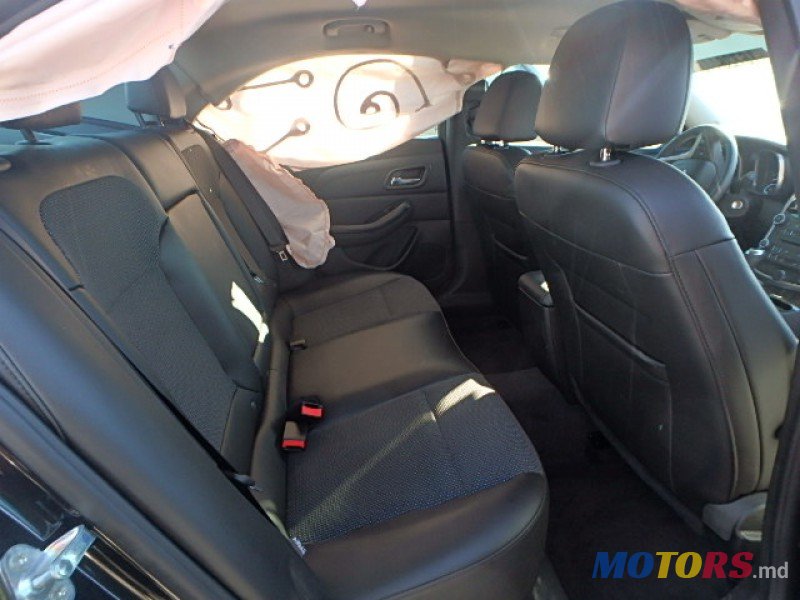 2015' Chevrolet Malibu photo #6
