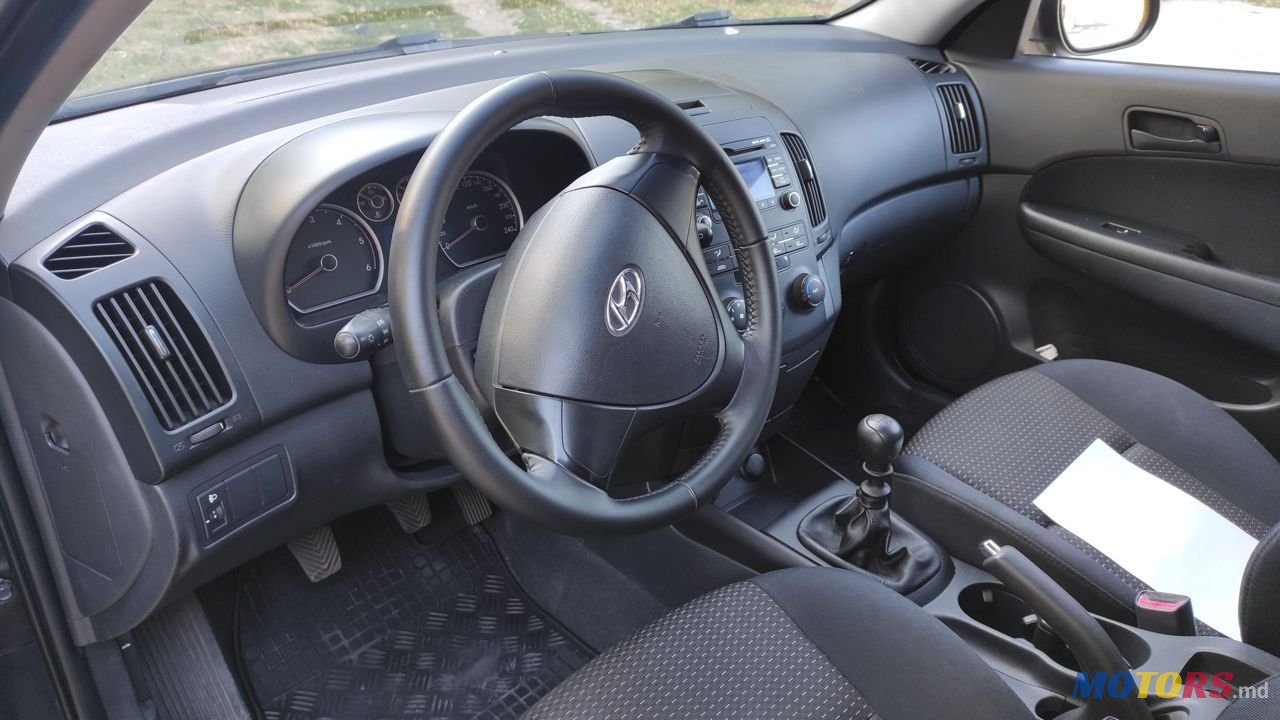 2009' Hyundai i30 photo #5