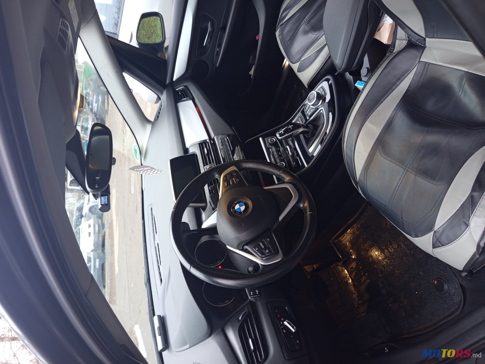 2018' BMW 216 D photo #2