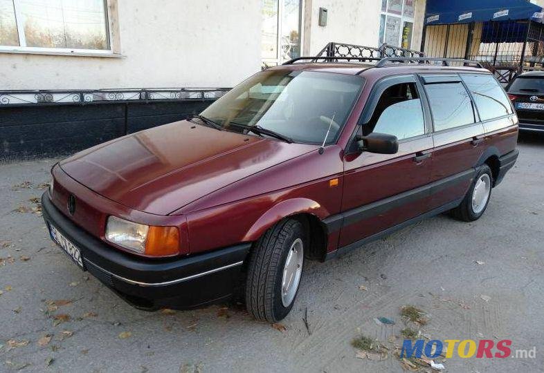 1993' Volkswagen Passat photo #1