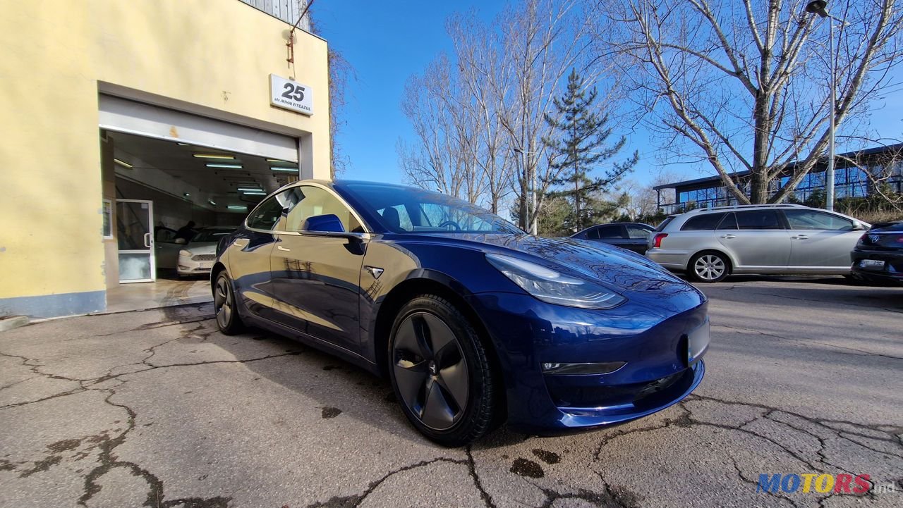 2019' Tesla Model 3 photo #3