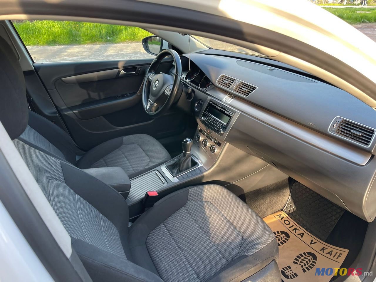 2012' Volkswagen Passat photo #4