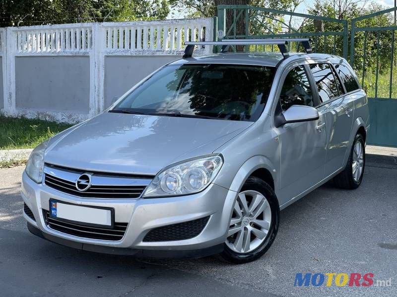 2009' Opel Astra photo #3