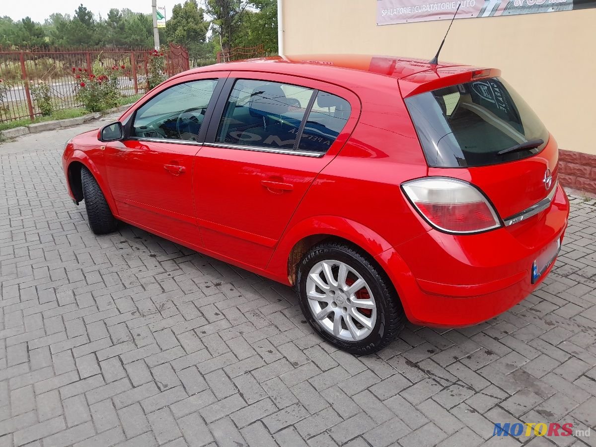 2004' Opel Astra photo #3