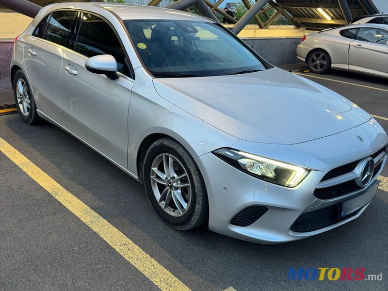 2019' Mercedes-Benz A-Class photo #2
