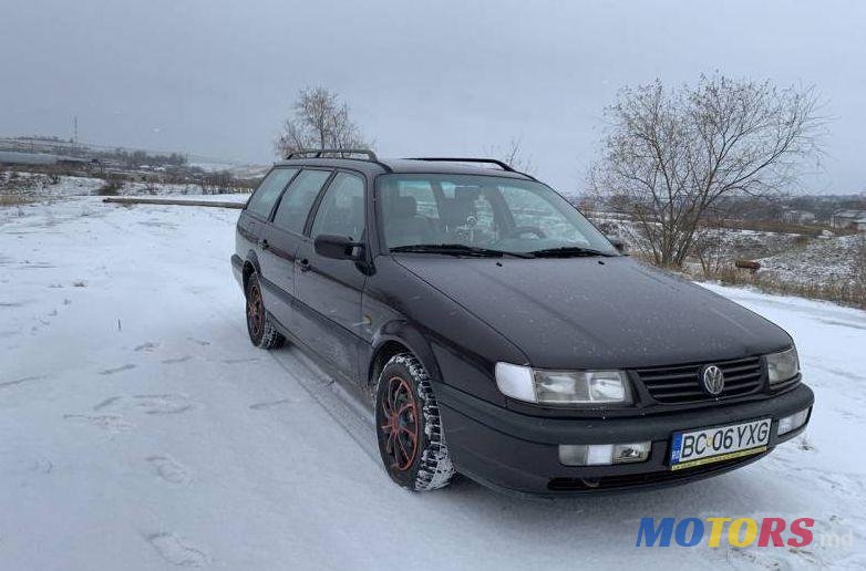 1995' Volkswagen Passat photo #1
