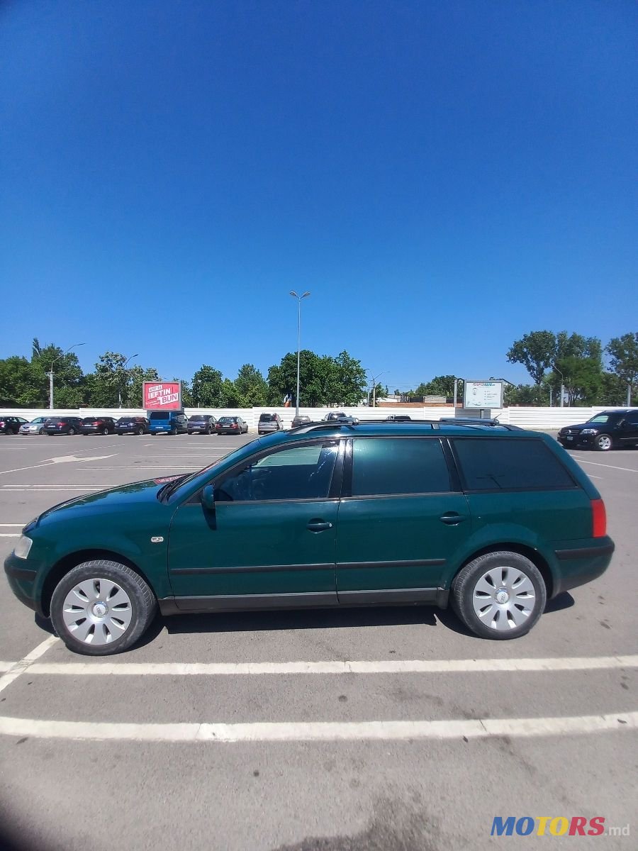 2000' Volkswagen Passat photo #4