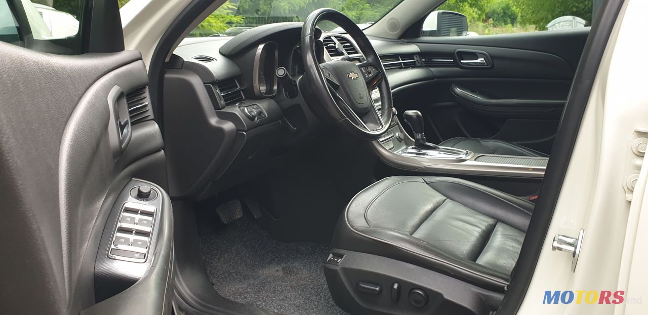 2012' Chevrolet Malibu photo #6