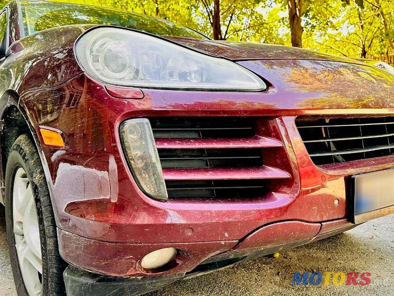 2008' Porsche Cayenne photo #1