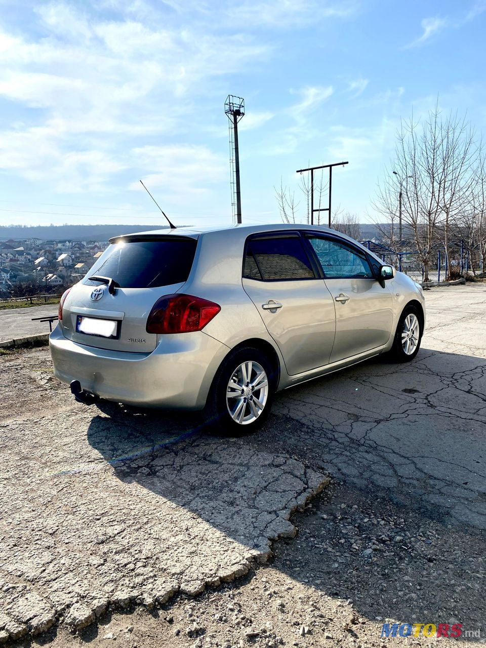 2008' Toyota Auris photo #3