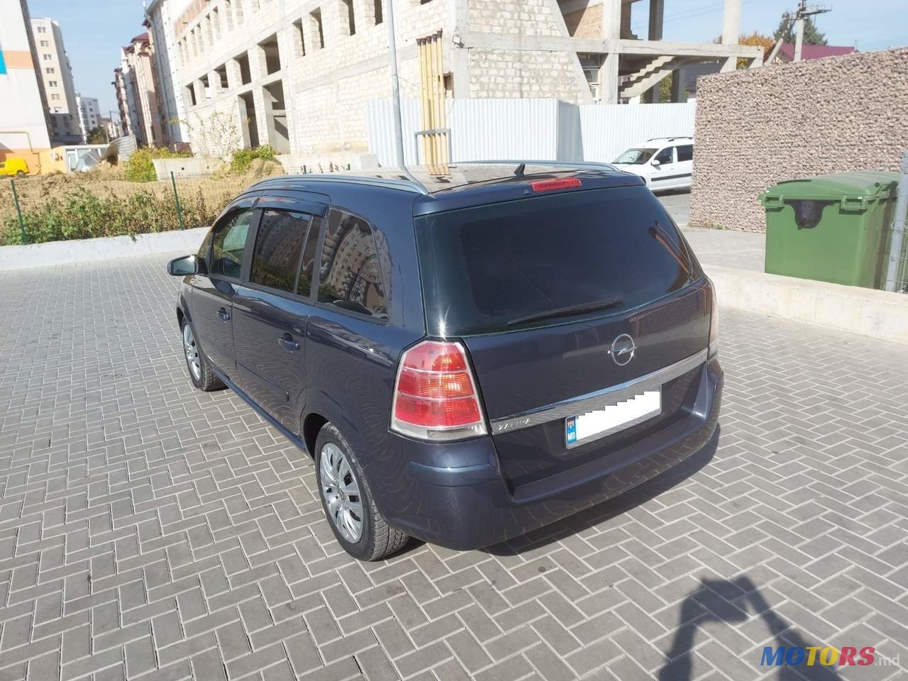 2007' Opel Zafira photo #4