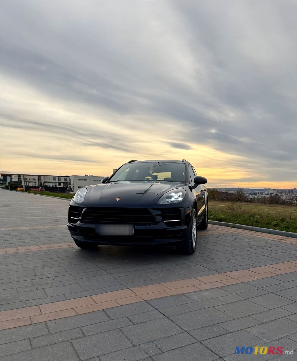 2019' Porsche Macan photo #1