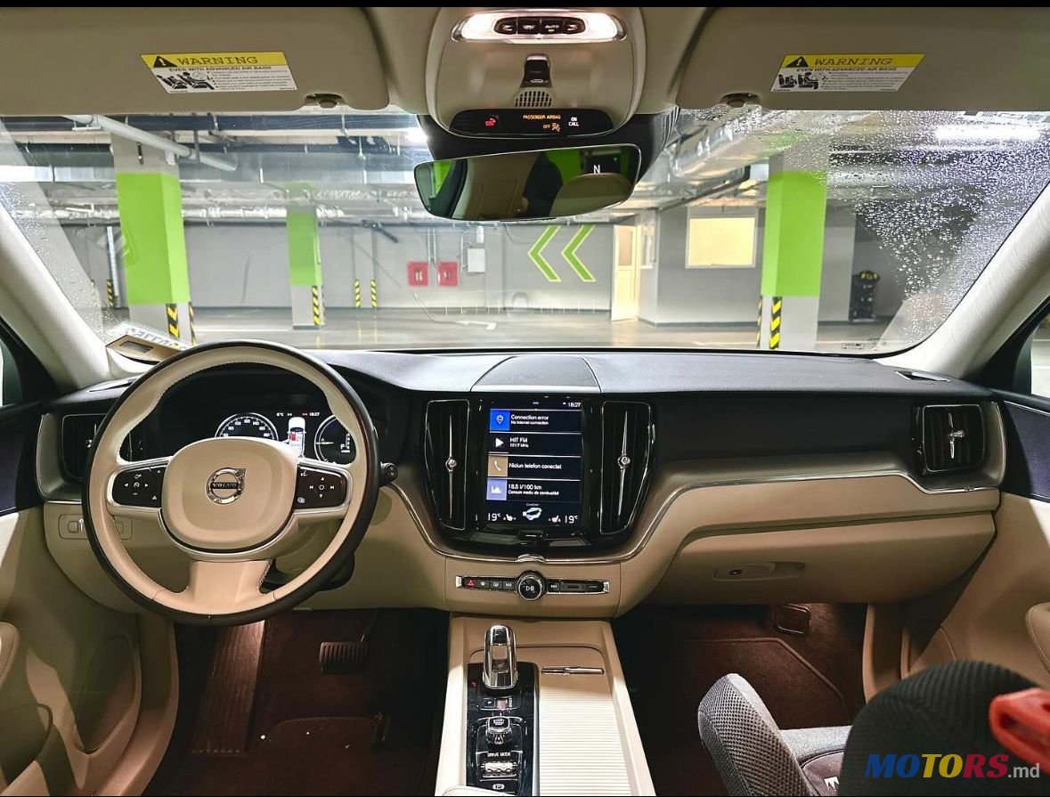2018' Volvo XC60 photo #4