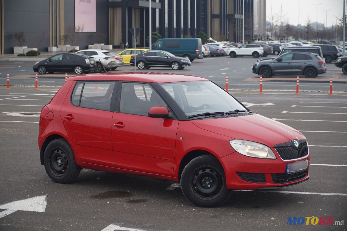 2013' Skoda Fabia photo #6