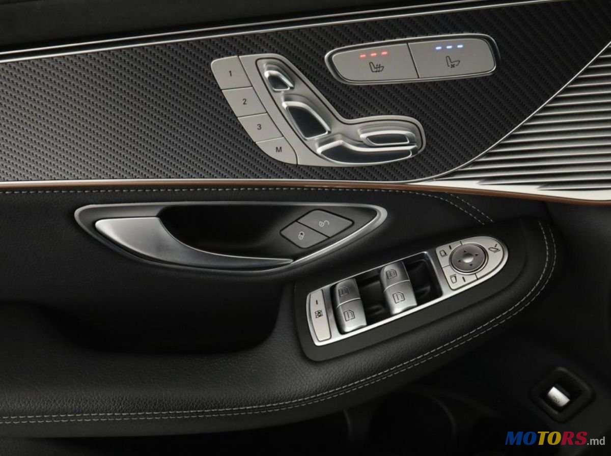 2021' Mercedes-Benz EQC photo #6