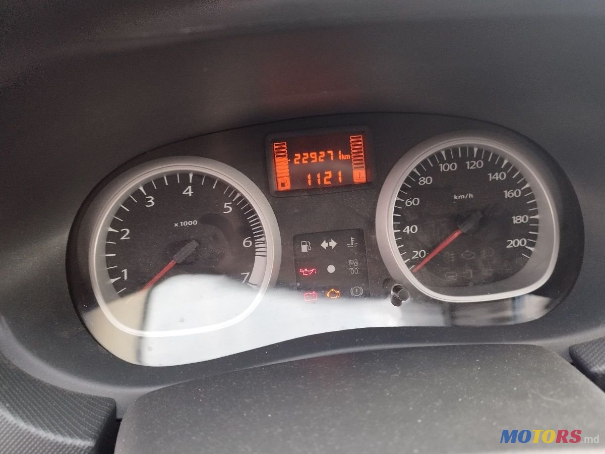 2013' Dacia Duster photo #2