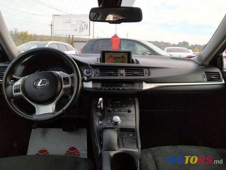 2012' Lexus CT photo #4