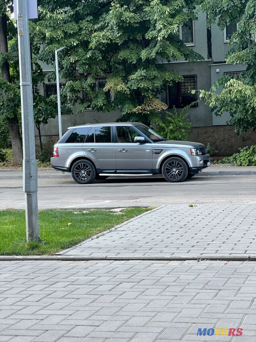 2010' Land Rover Range Rover Sport photo #6