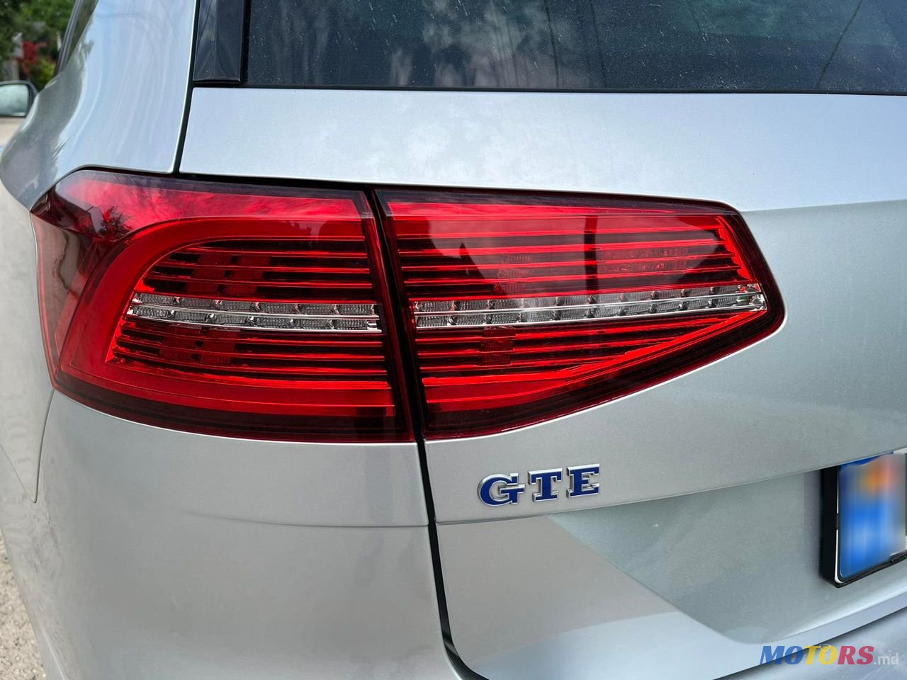 2015' Volkswagen Passat photo #4