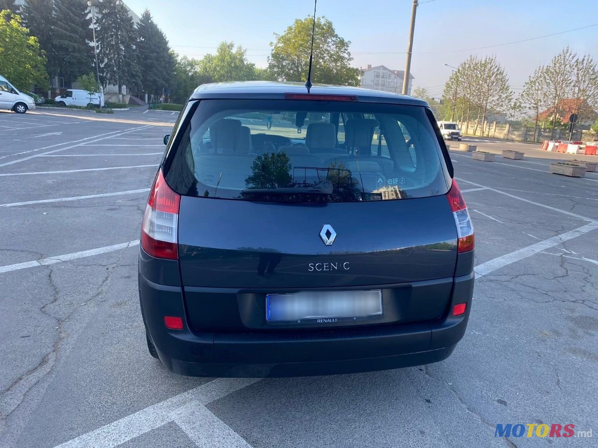 2005' Renault Grand Scenic photo #3