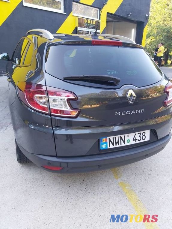 2013' Renault Megane photo #2