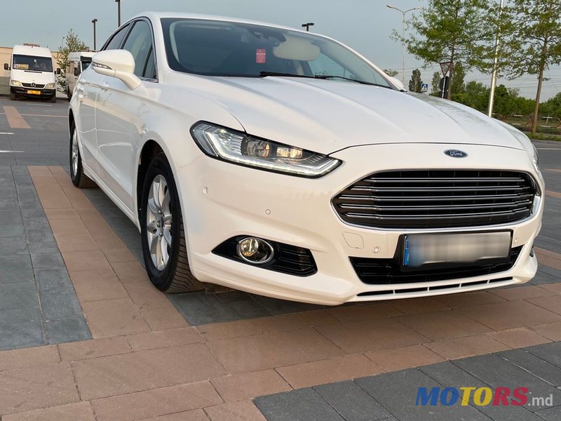2014' Ford Mondeo photo #2