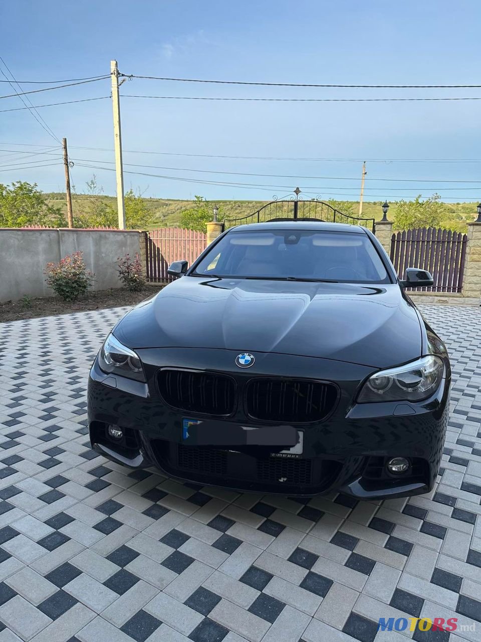 2014' BMW 5 Series photo #3